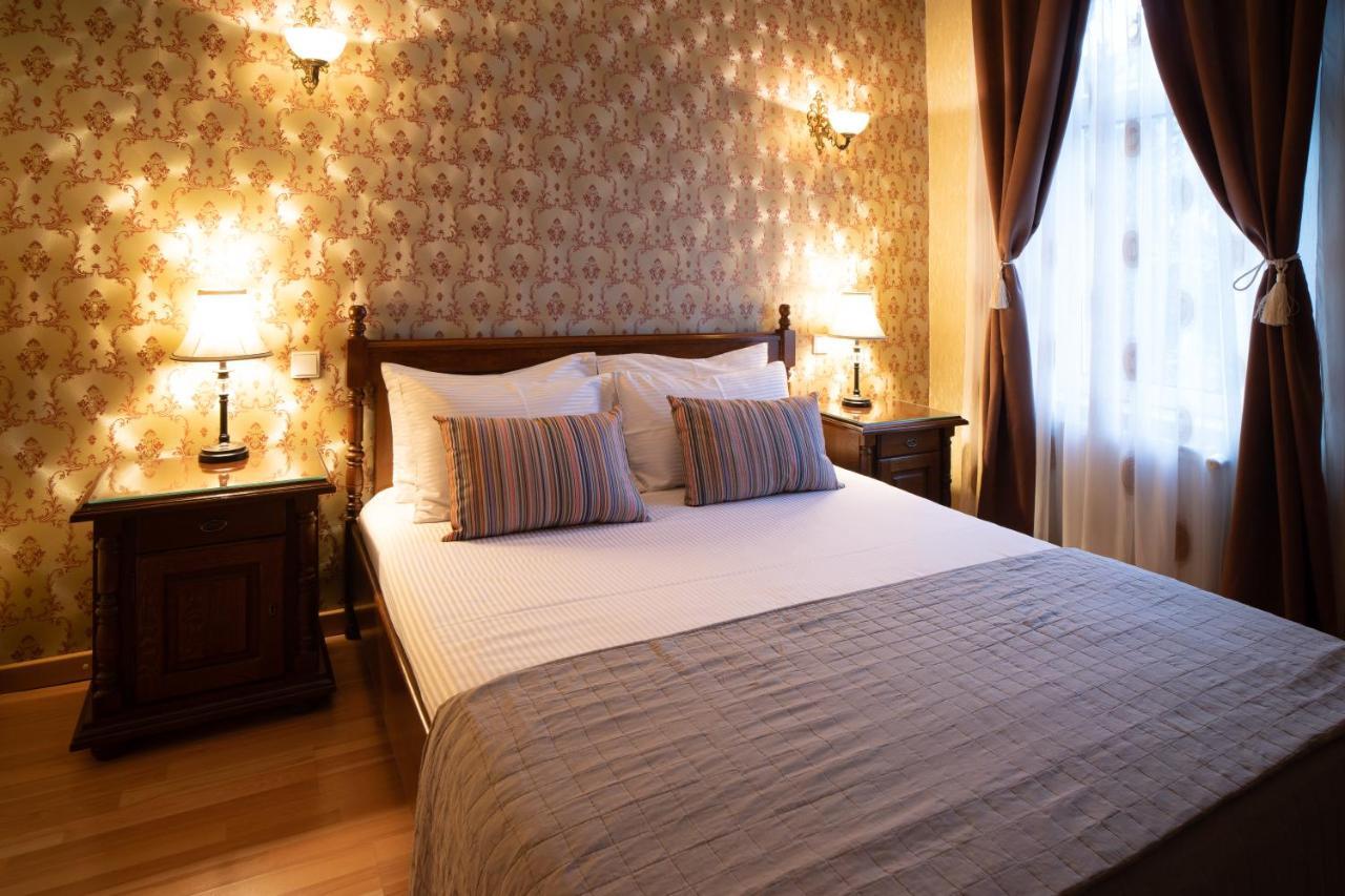 Hotel Europa Târgu Jiu Екстериор снимка