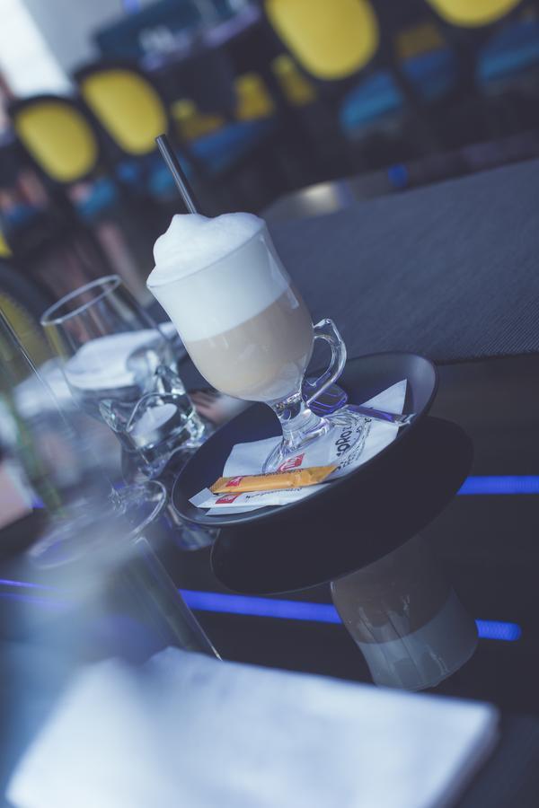 Hotel Europa Târgu Jiu Екстериор снимка